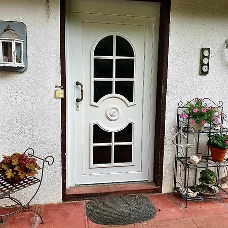 2 Zimmer Domizil Am Suedhang Mit Terrasse Und Pool Ortenberg  Zewnętrze zdjęcie